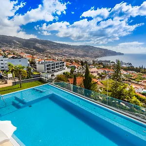 https://madeira-panoramico.madeira-islandshotels.com
